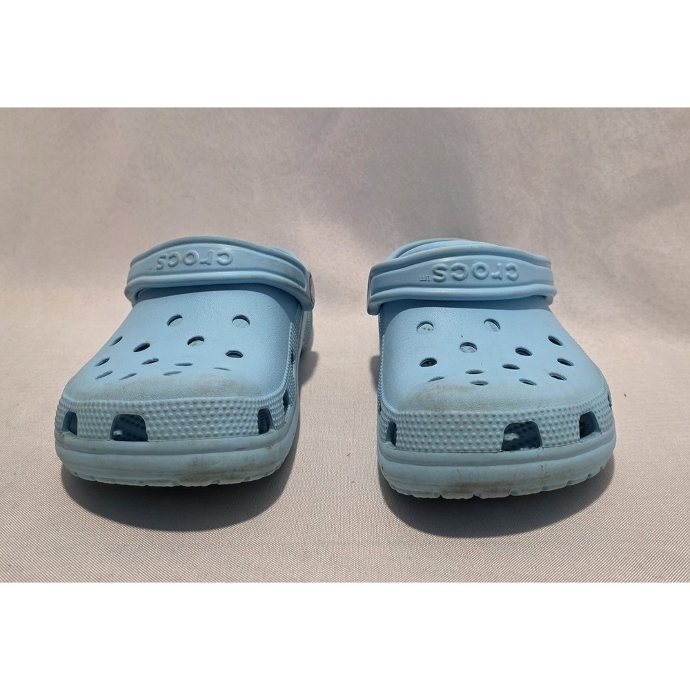 Crocs Classic Teal Colored Clogs. Size Women's 7 or Men's 5 - Picture 2 of 9
